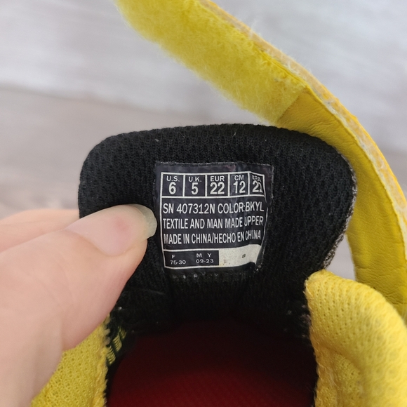 Skechers play scene truck digger toddler shoes size 6c - Picture 6 of 7